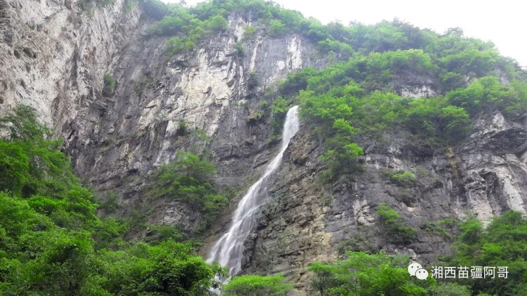 据说杨贵妃死于马嵬坡，究竟她在马嵬坡遭遇了什么？游戏画面