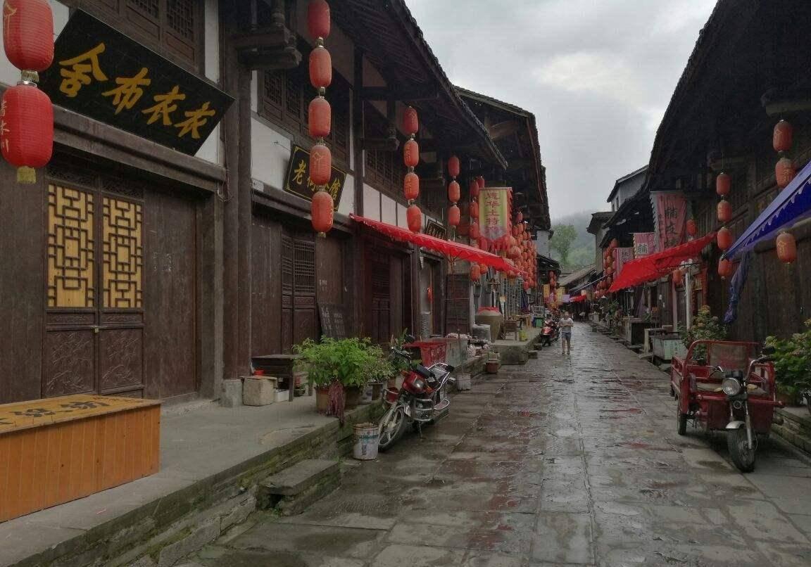 逃出神秘别墅